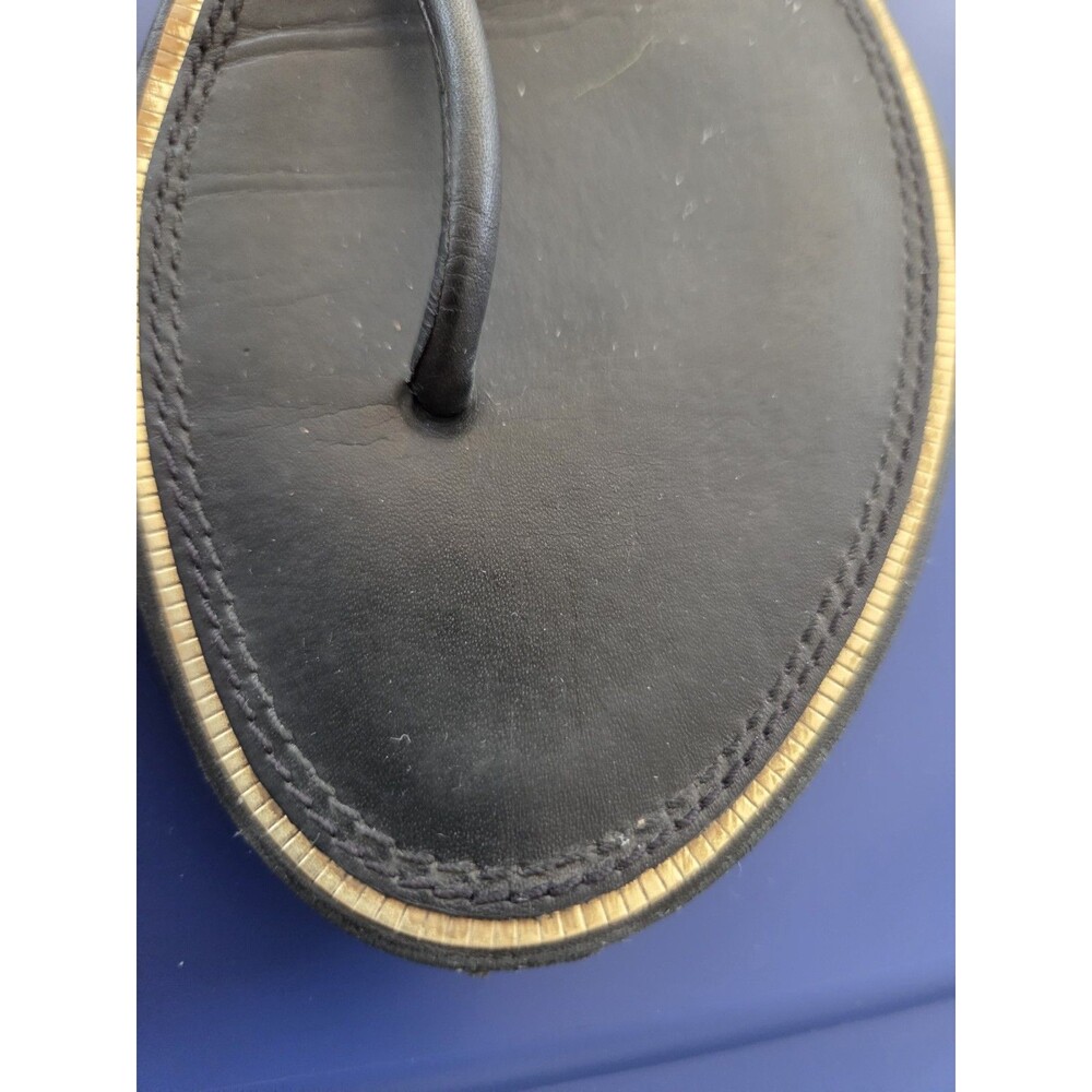 Tory Burch Women's 7M Leather Black  Emmy T-strap Sandal Gold Logo Flat Shoe - Picture 8 of 11